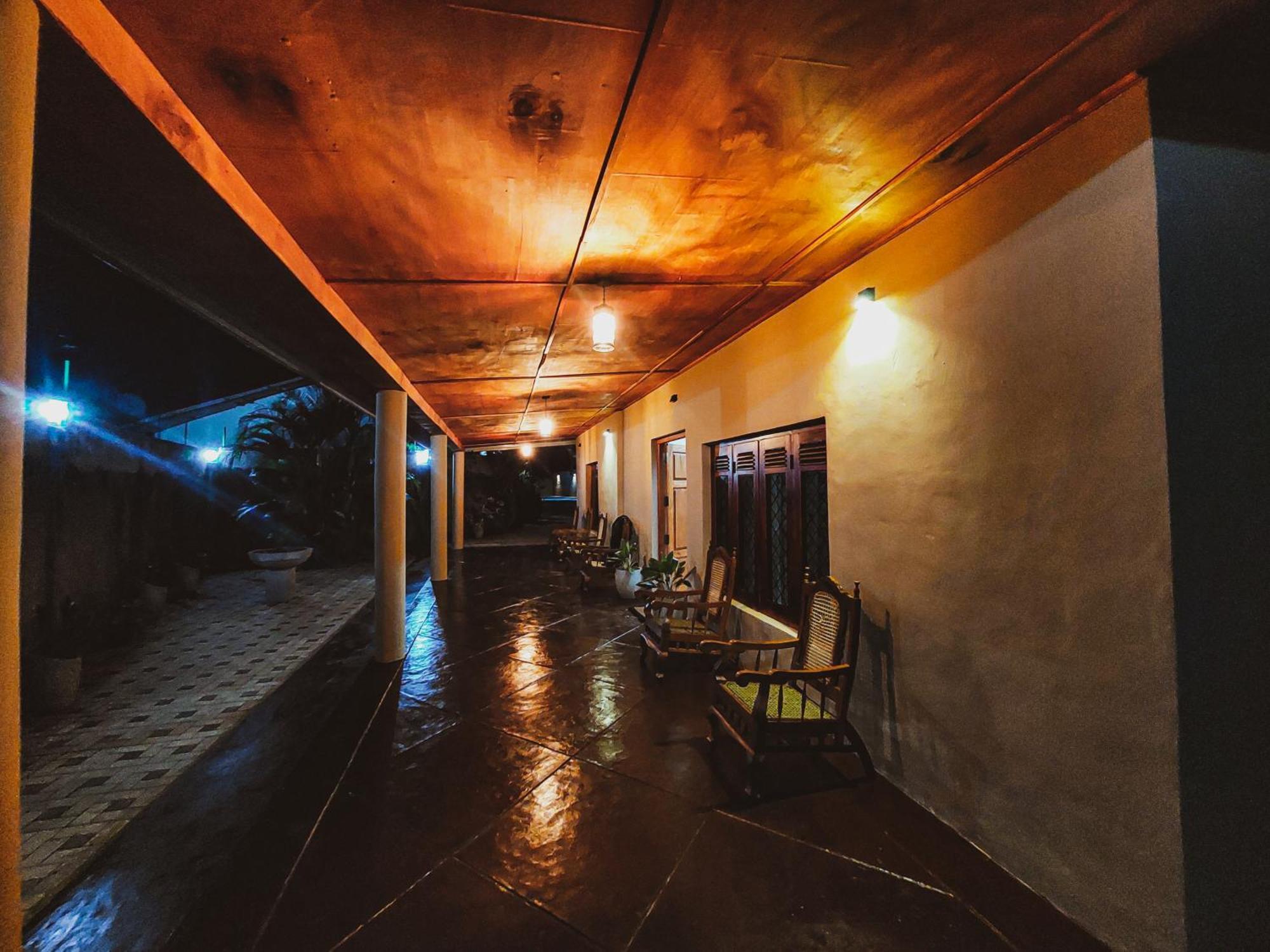 Villa Tranquil Kandy Перадения Екстериор снимка